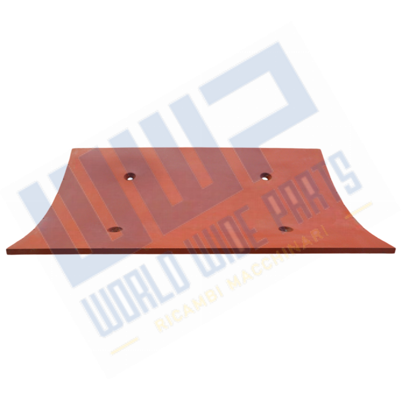 Rectangular calendered side plate - in Hardox thickness 10 - MC300