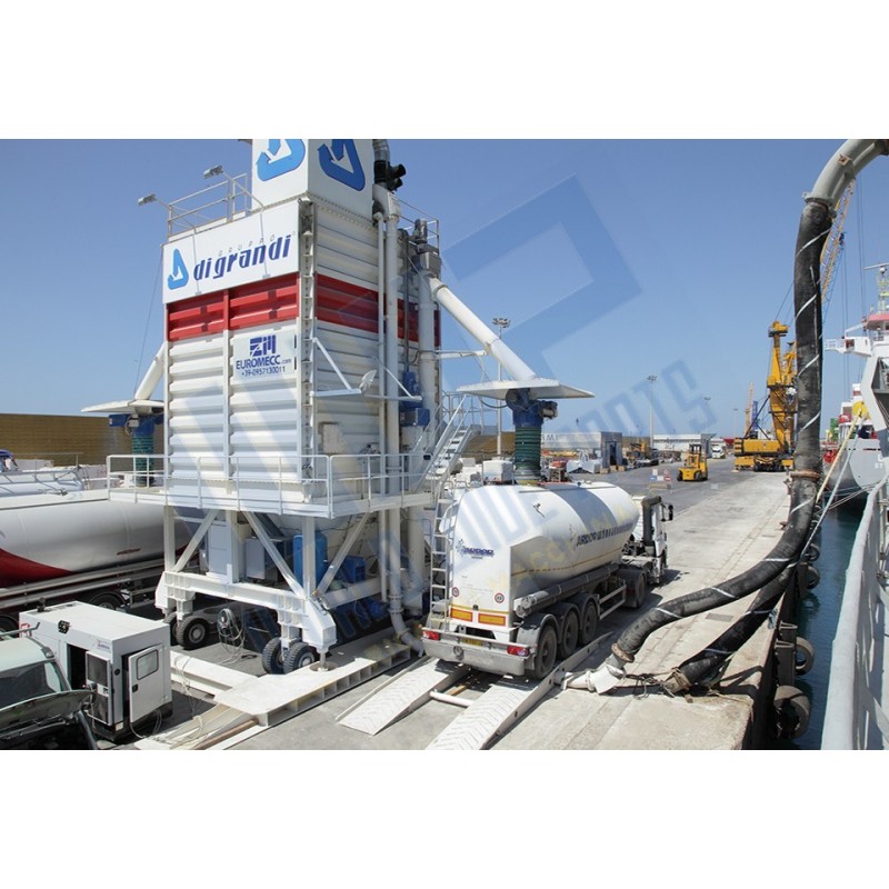 Mobile Harbor terminal for cement storage (170 m³) - unload from ship - load on tank truck